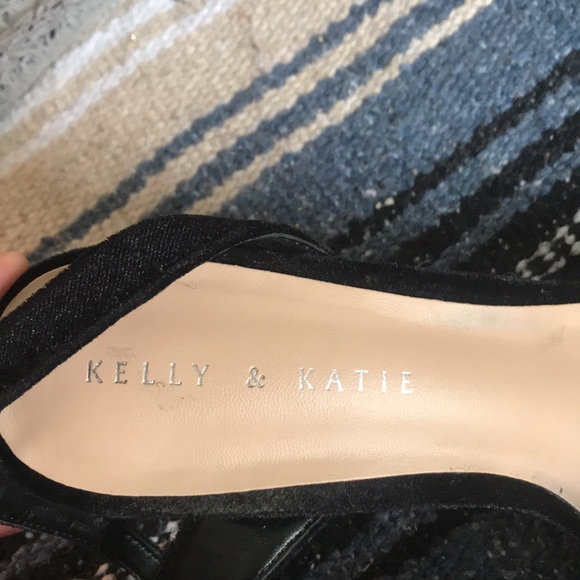 Kelly & Katie Open Toe Heels - Picture 2 of 5